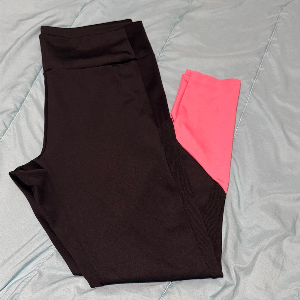 Aeropostale Black and Pink Active Leggings